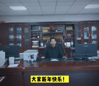 河南金橋白鴿砂輪董事長及總經(jīng)理攜集體員工給大家拜年啦！
